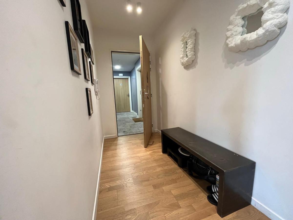 קלישי Appartement Luxueux Climatise Avec Terrasse, 6 Couchages - 17Eme Arrondissement De Paris מראה חיצוני תמונה