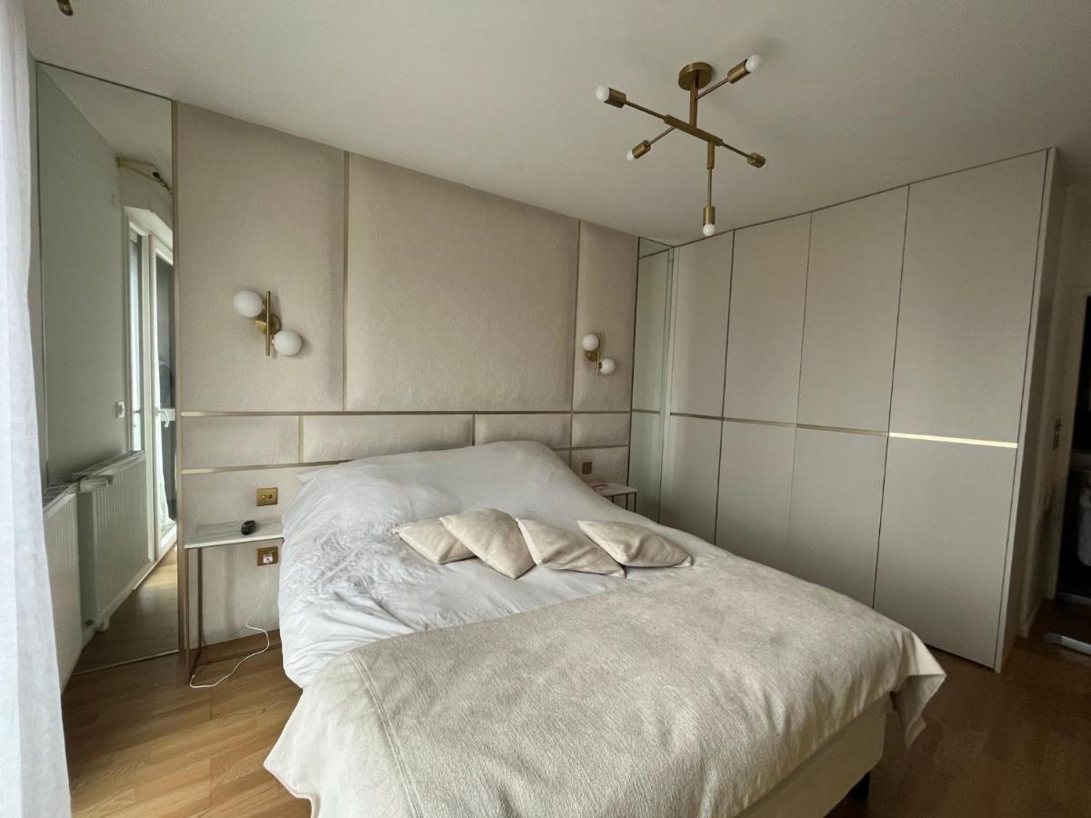 קלישי Appartement Luxueux Climatise Avec Terrasse, 6 Couchages - 17Eme Arrondissement De Paris מראה חיצוני תמונה