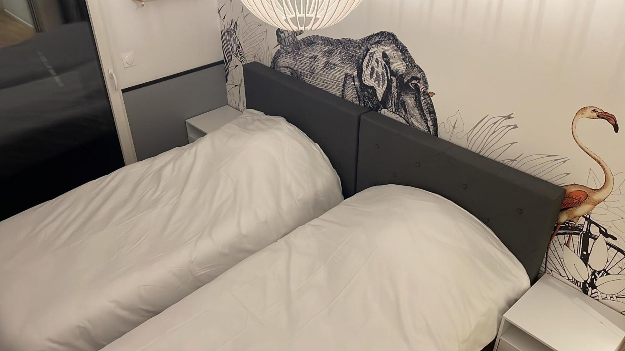 קלישי Appartement Luxueux Climatise Avec Terrasse, 6 Couchages - 17Eme Arrondissement De Paris מראה חיצוני תמונה